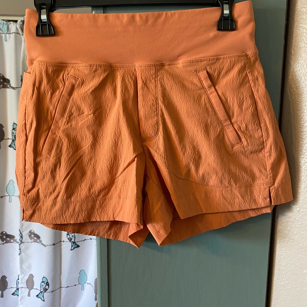 Trekkie Athleta Shorts - Picture 3 of 8